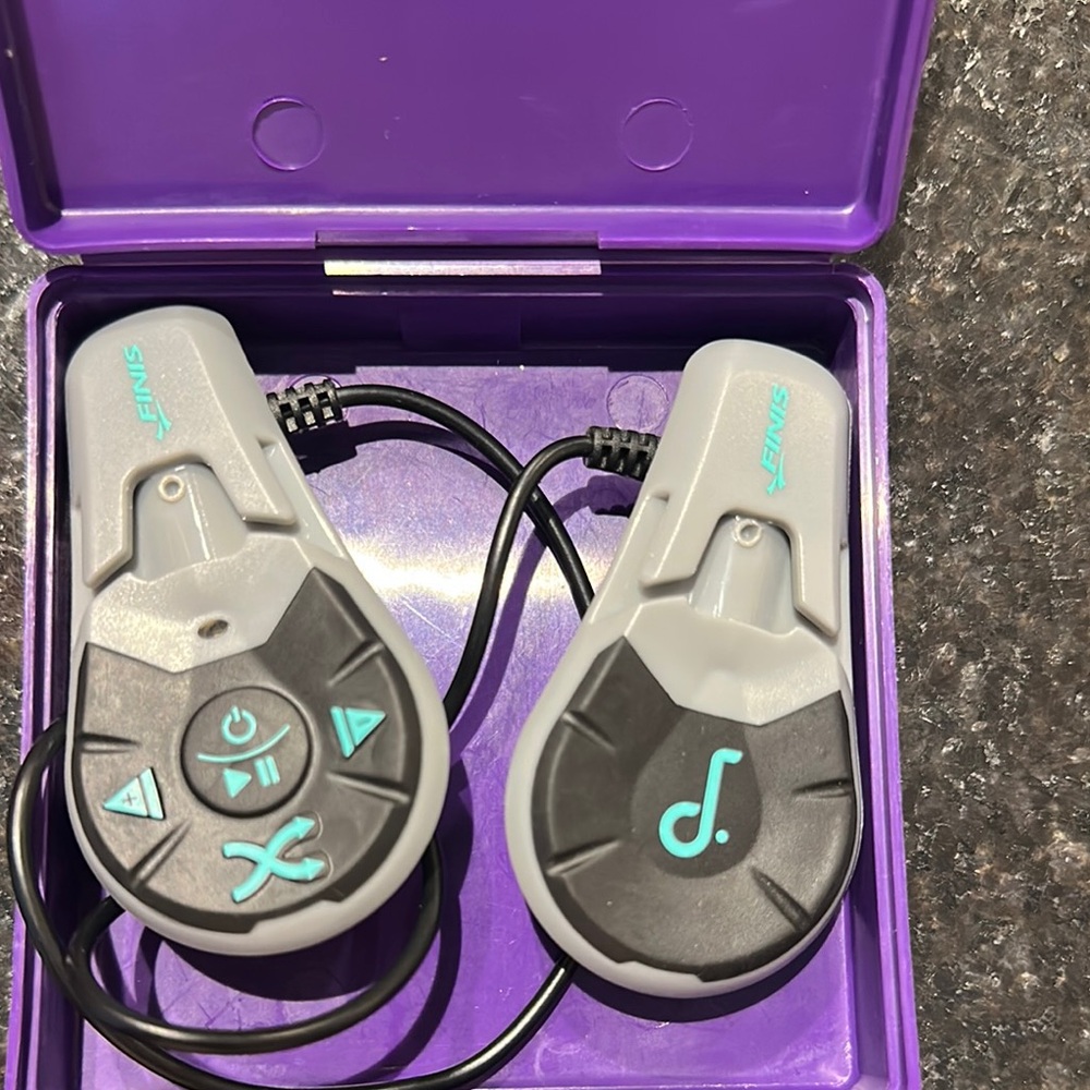 Finis Under water headphones